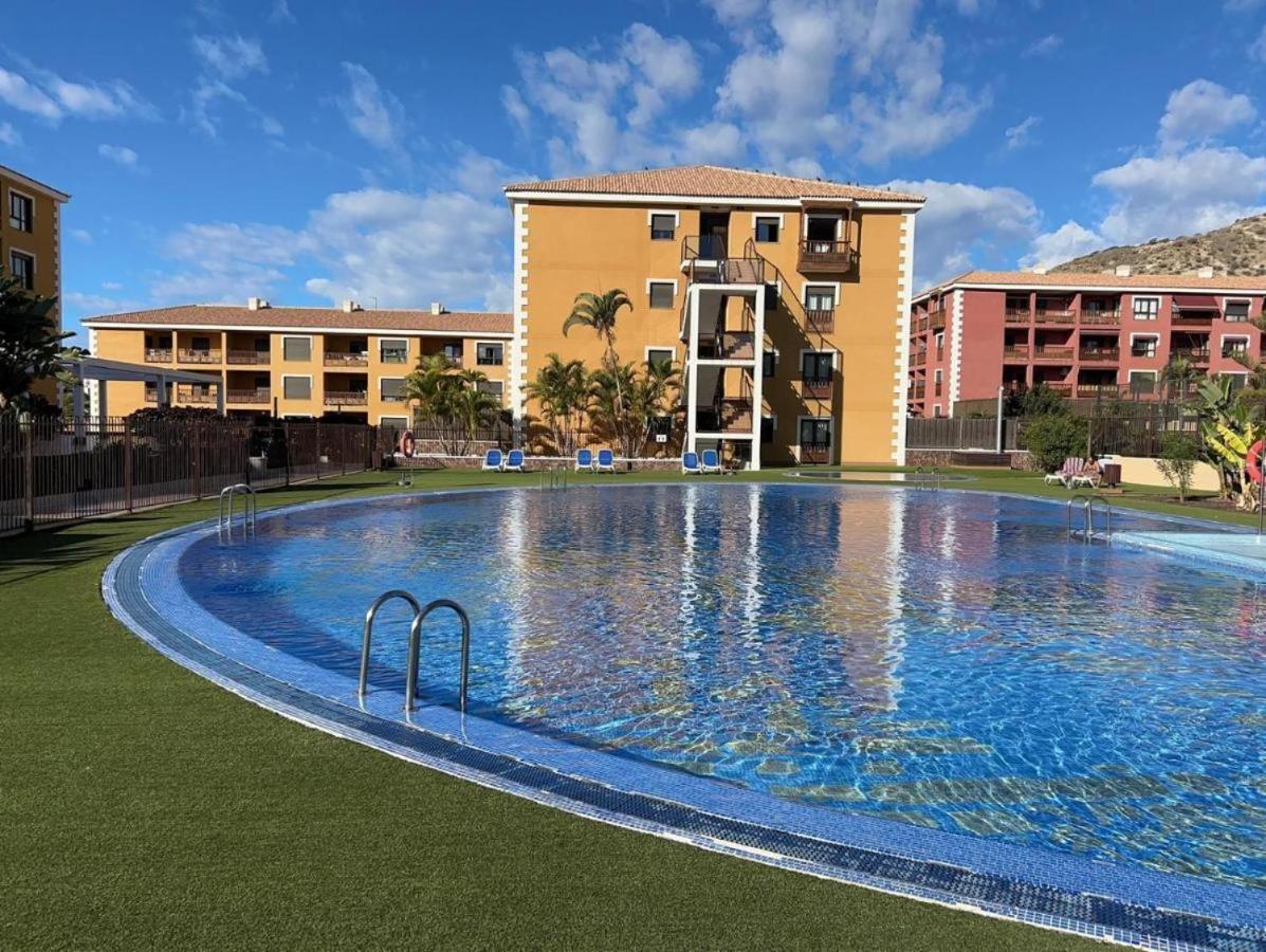 Sunset Palm Mar - Family Friendly Suites Luaran gambar